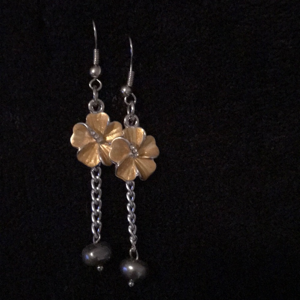 Earings